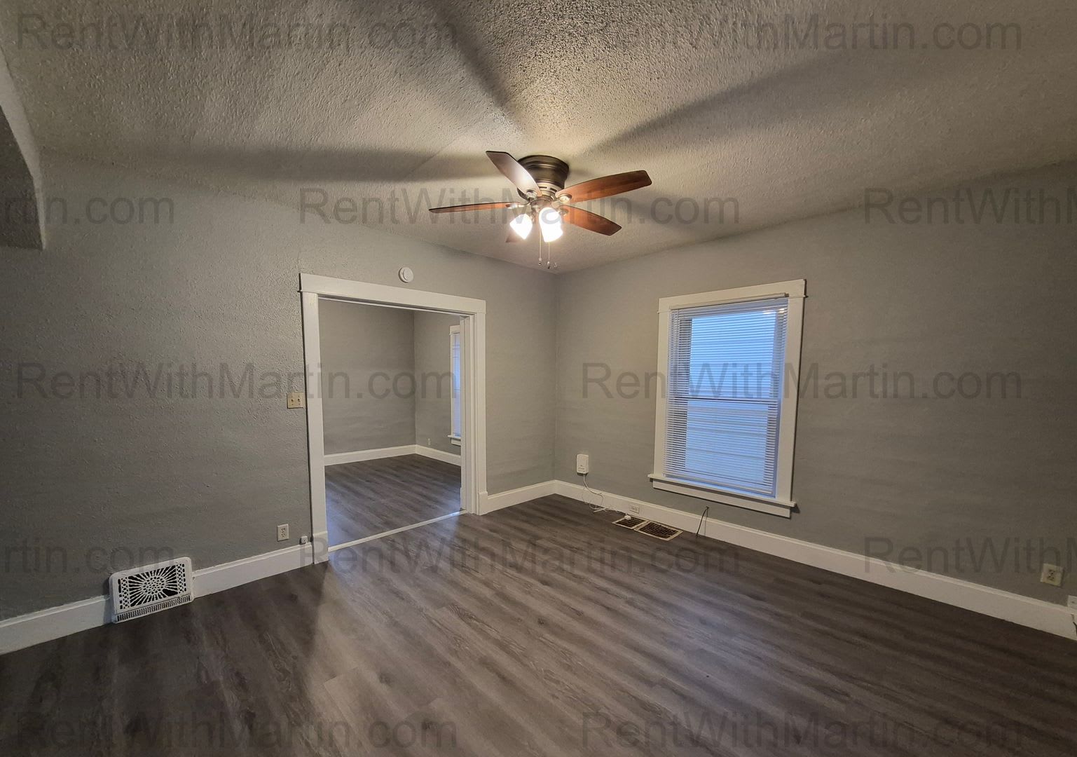 FOR RENT- 1404 W 2nd St *NEWLY REMODELED* PETS OK* – photo 2