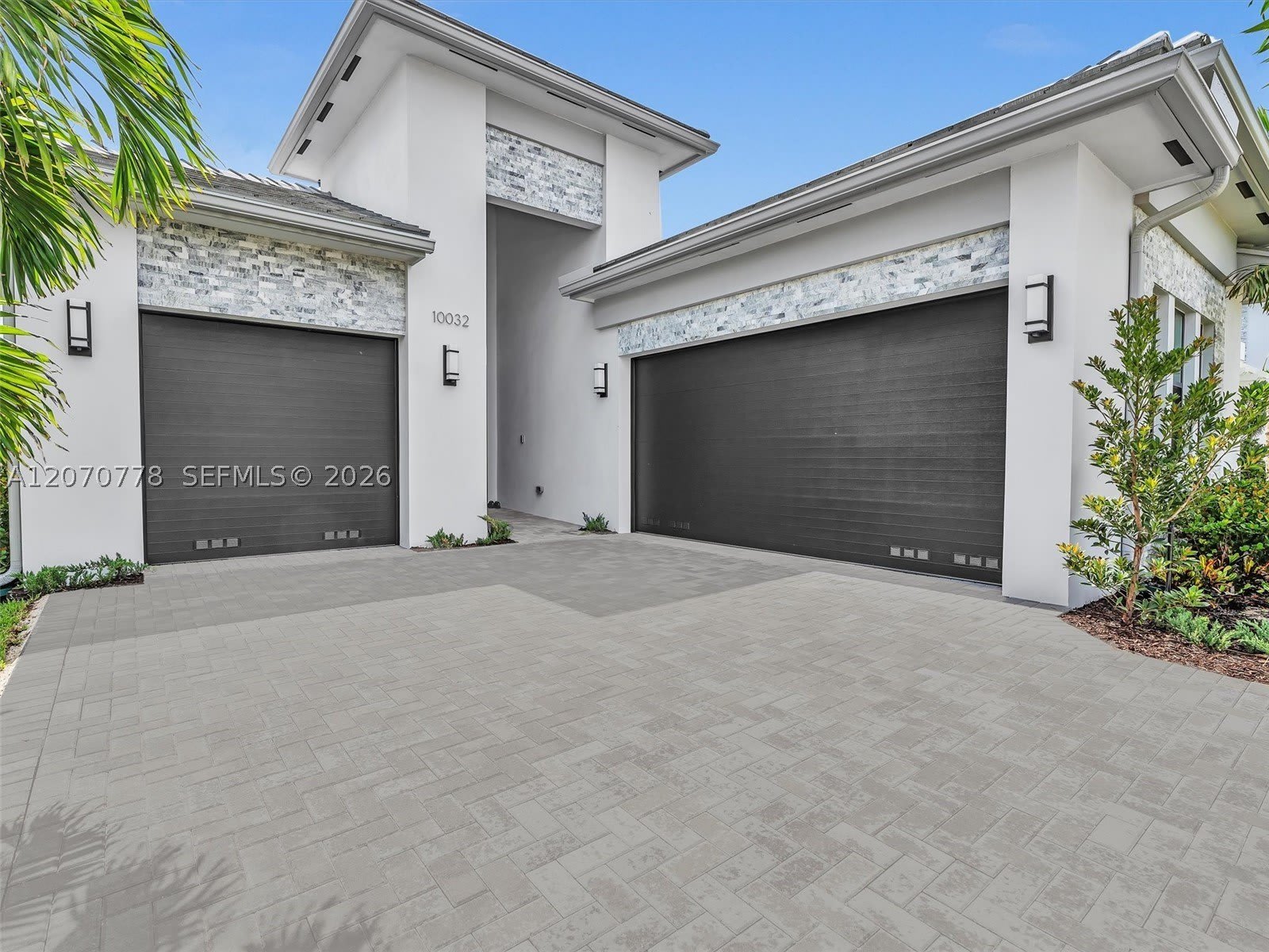 10032 Stockrun Dr – photo 2
