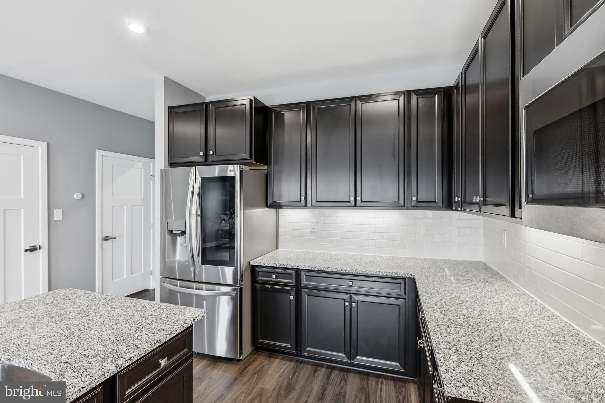 529 SWANSEA Drive – photo 2