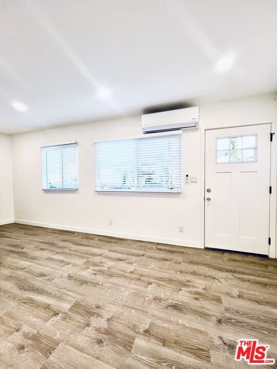 421 E Chevy Chase Dr – photo 5