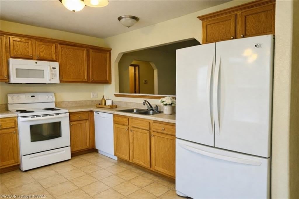 400 Apple Valley DR – photo 5