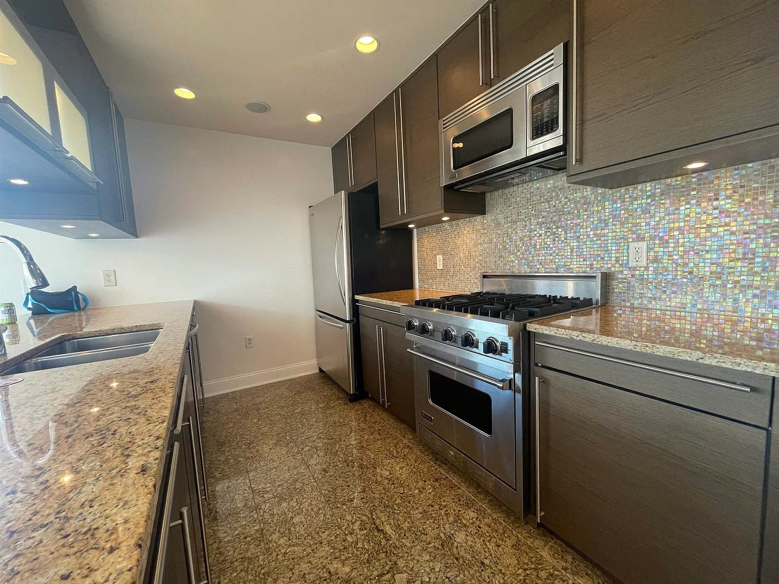 10 Regent St Apt 416 – photo 4
