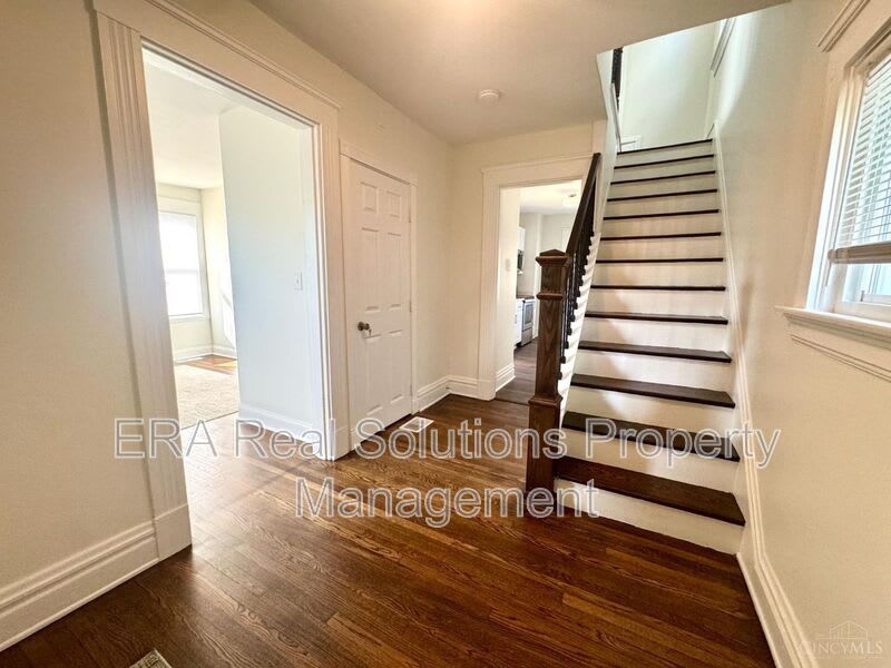 1600 Brewster Avenue – photo 5