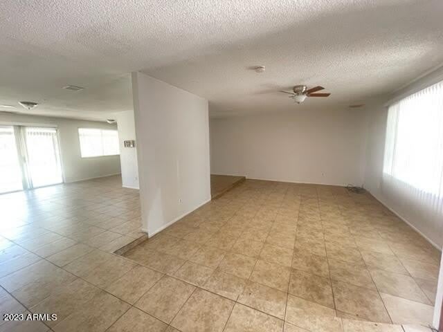 2918 W Glendale Avenue – photo 5