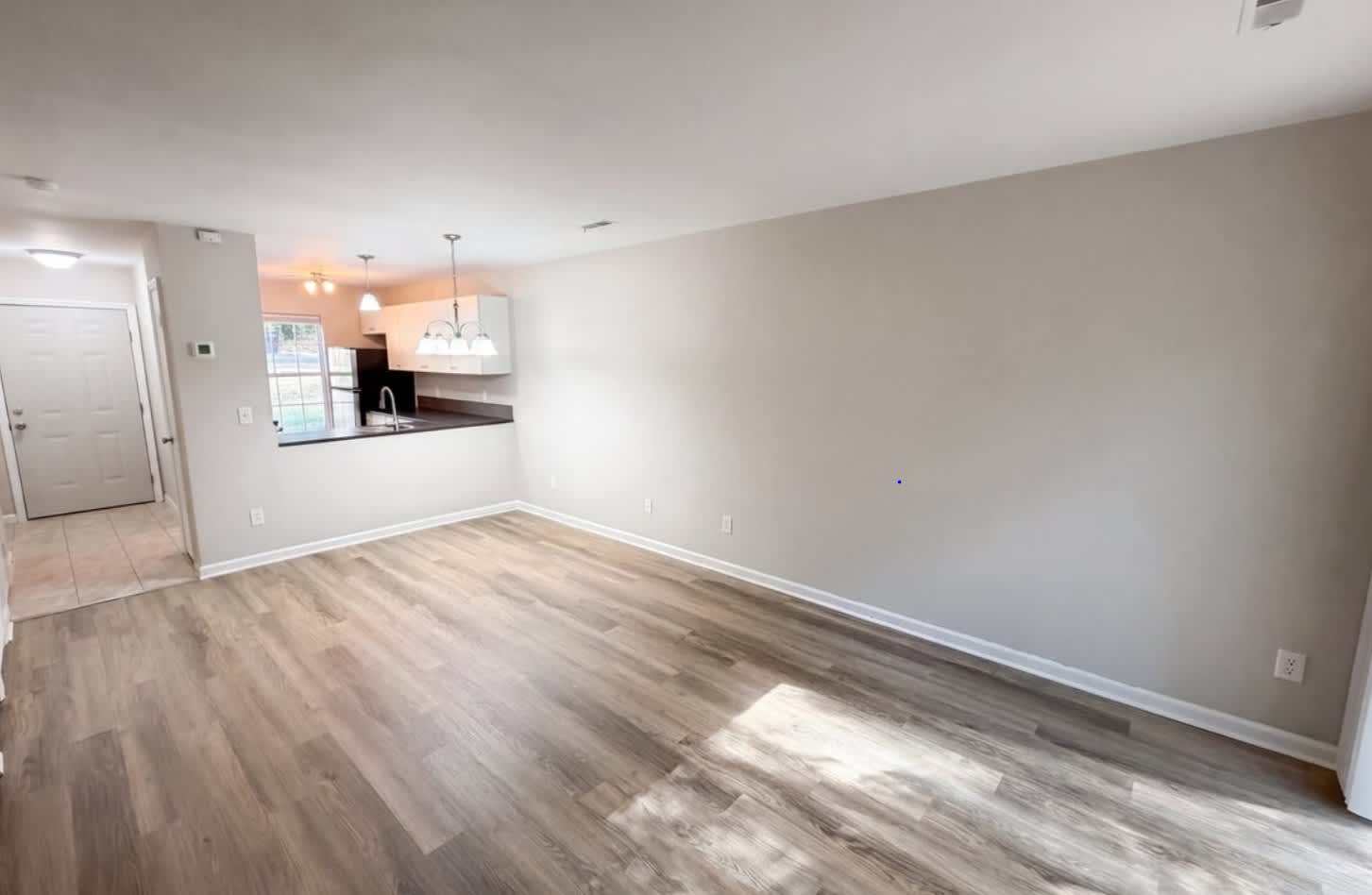 4037 Briarhill Dr – photo 3