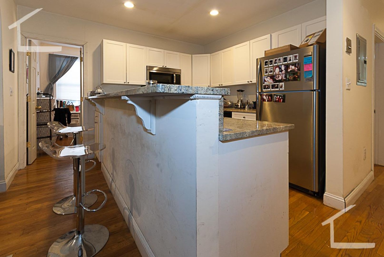Nice 3 bed in Brookline – photo 4