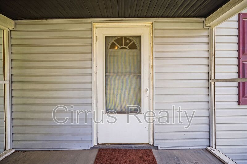 428 Melville Rd – photo 4