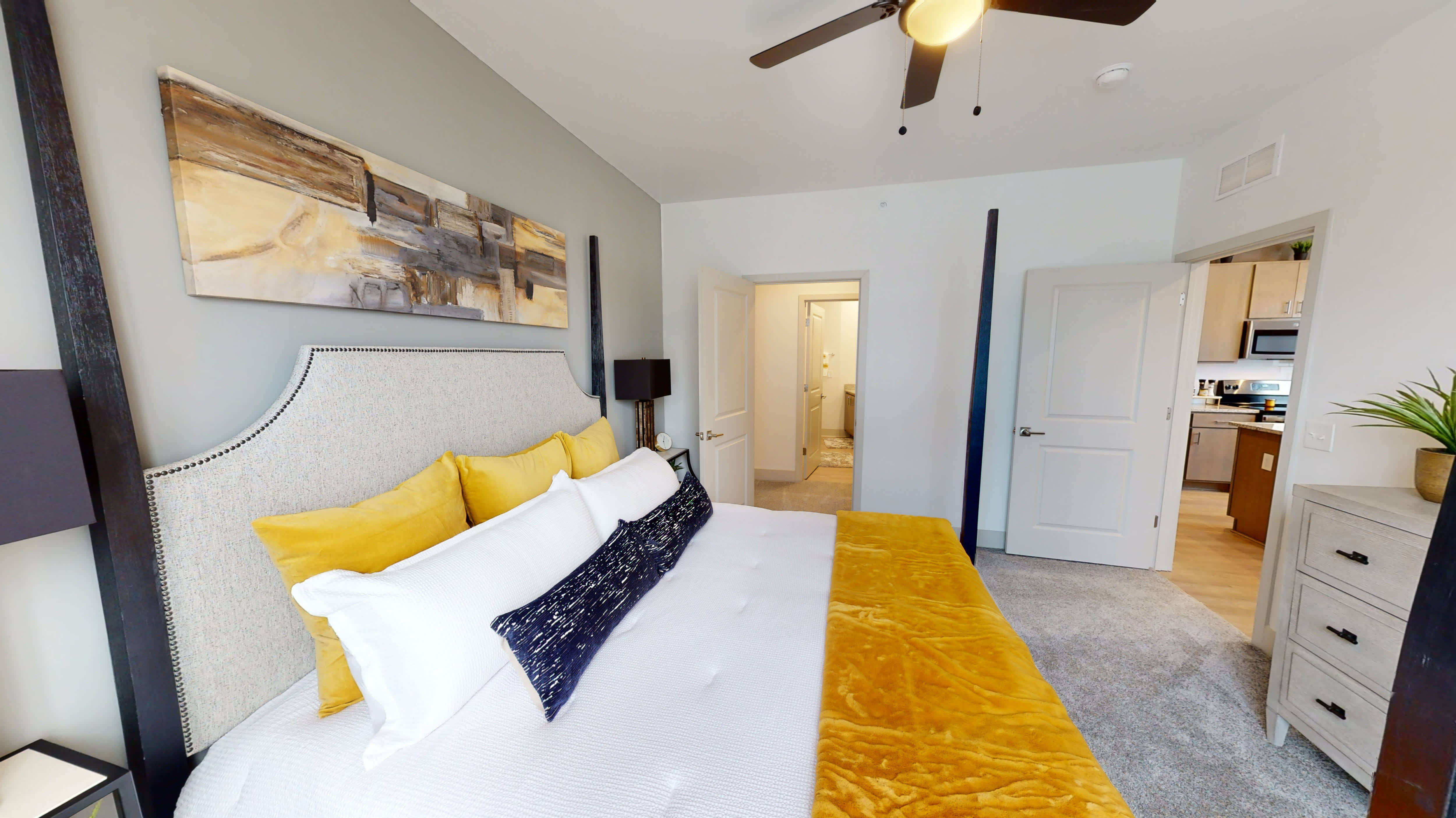 Elevation 800 – photo 3