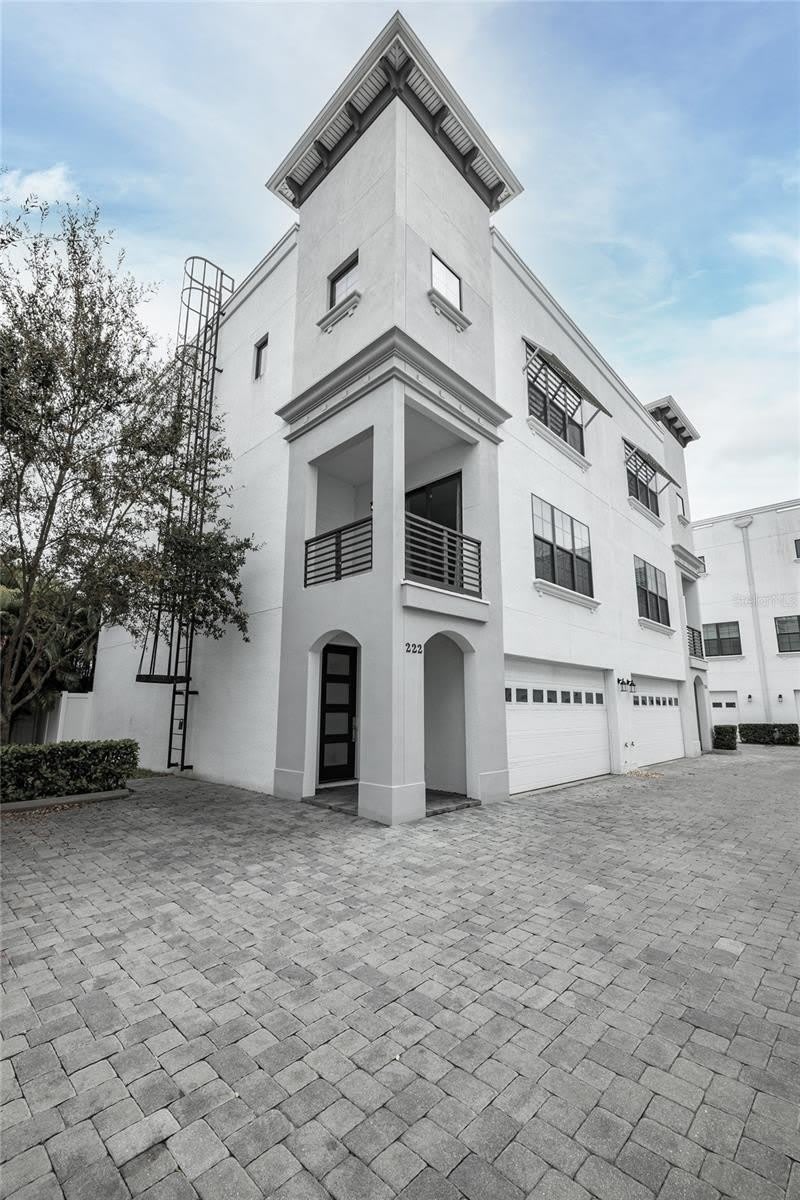 222 S AUDUBON Avenue – photo 3