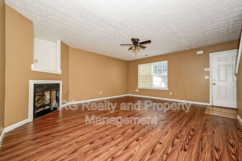 2956 Fields Drive – photo 5