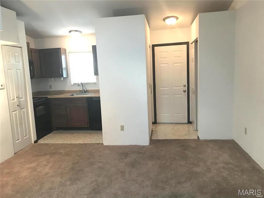 121 ASHLEY Drive – photo 3