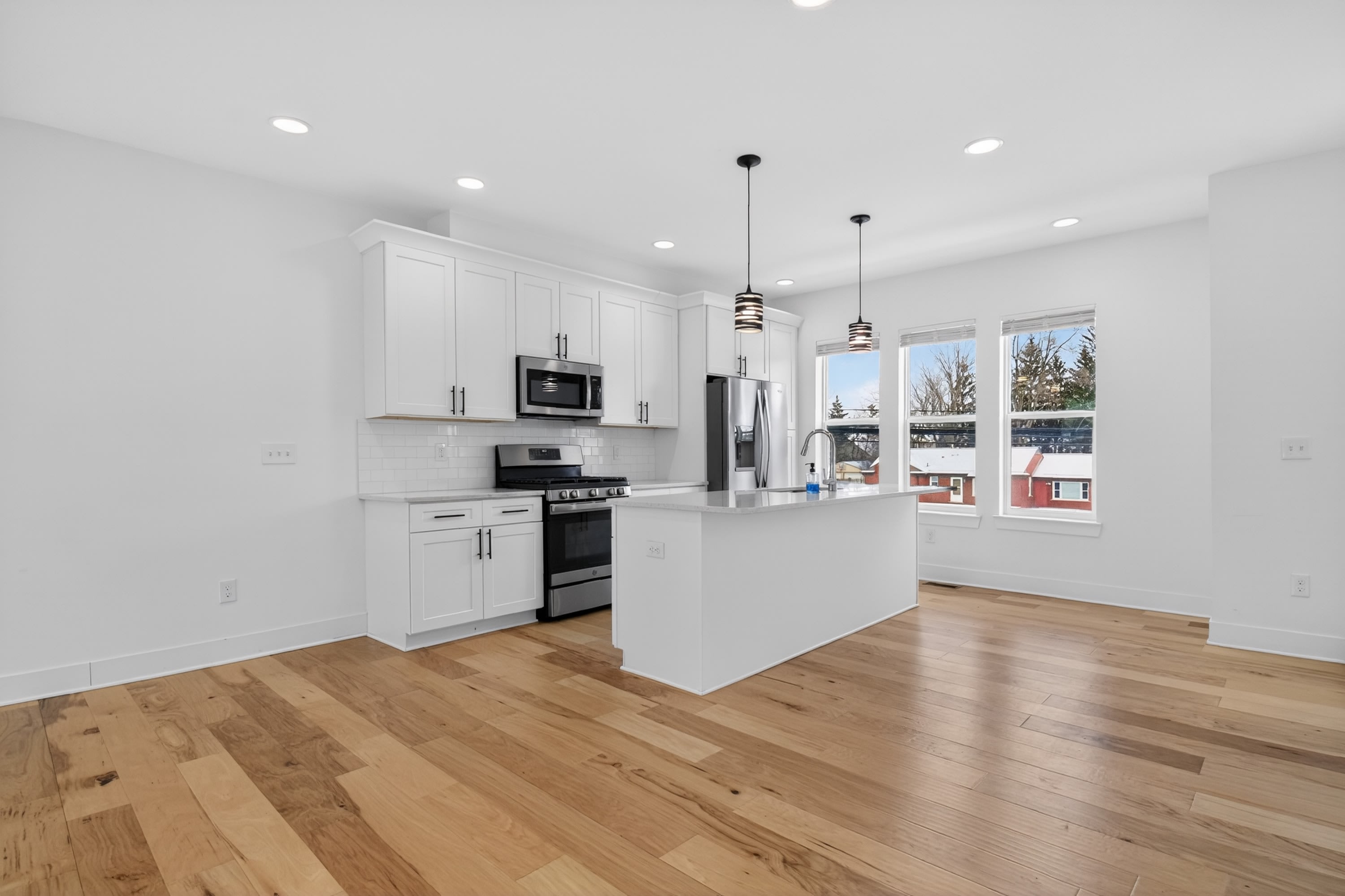 2925 Square Lake Court – photo 3