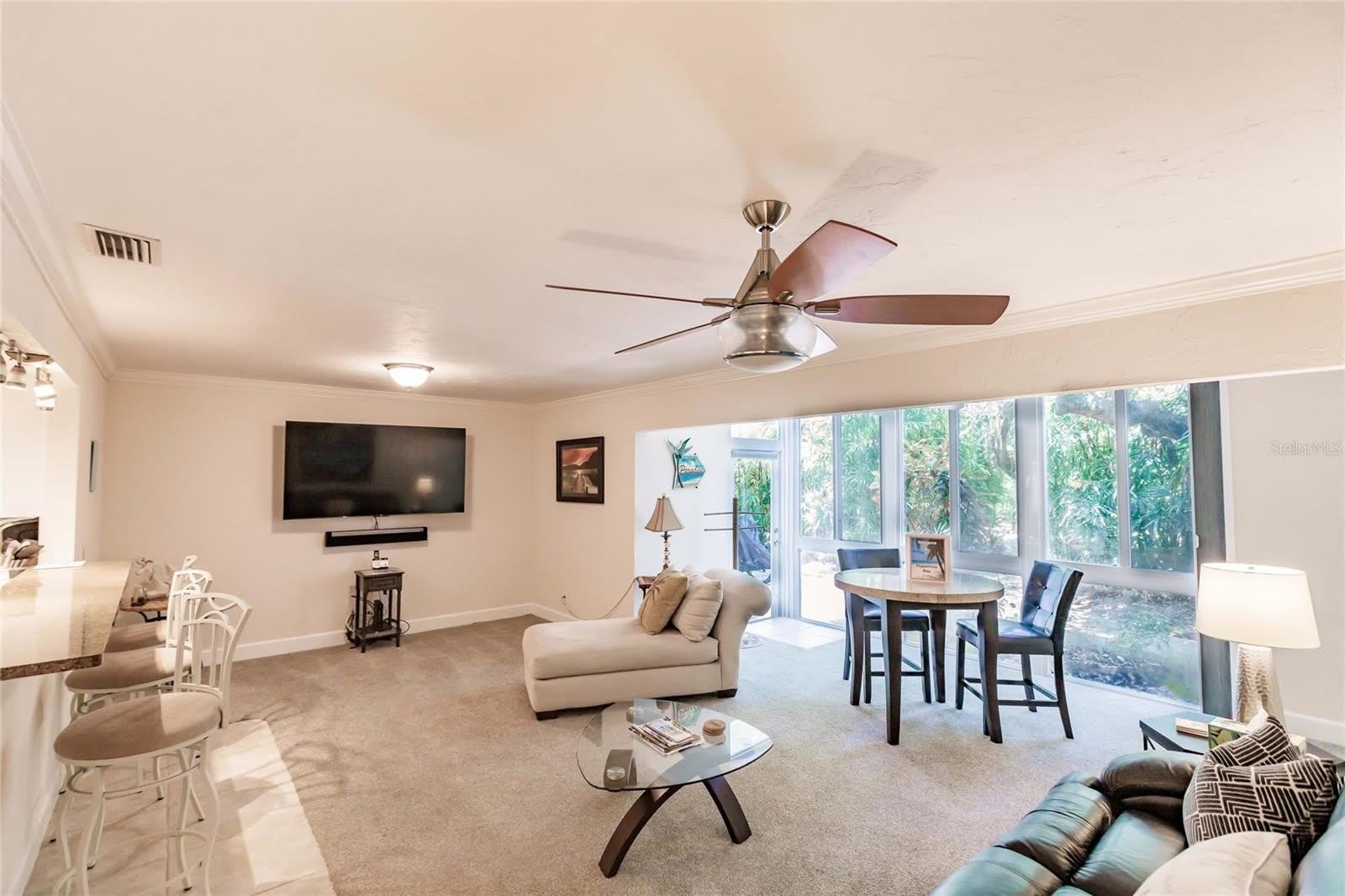 1205 E PEPPERTREE Drive – photo 4