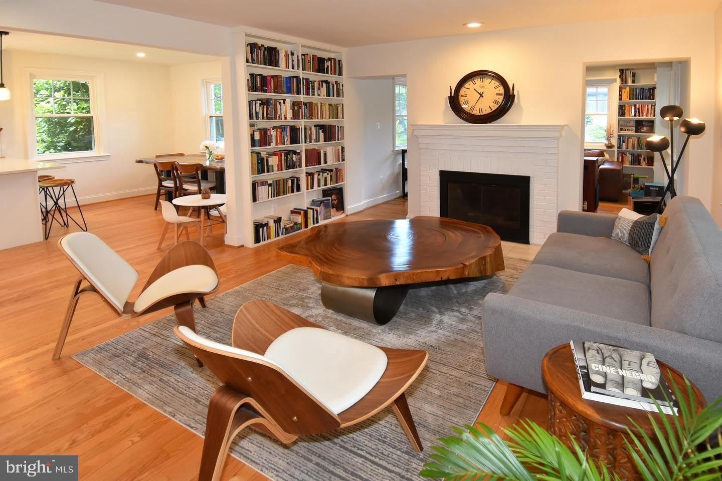 4732 ELLICOTT Street NW – photo 5