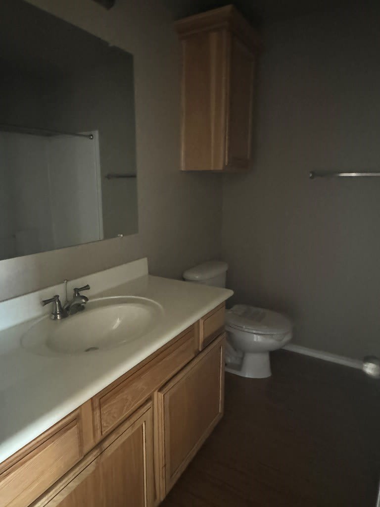 909 Beal Parkway – photo 3