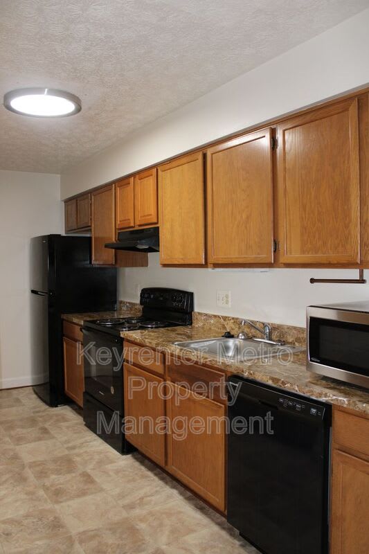 6100 St. Ignatius Drive – photo 2