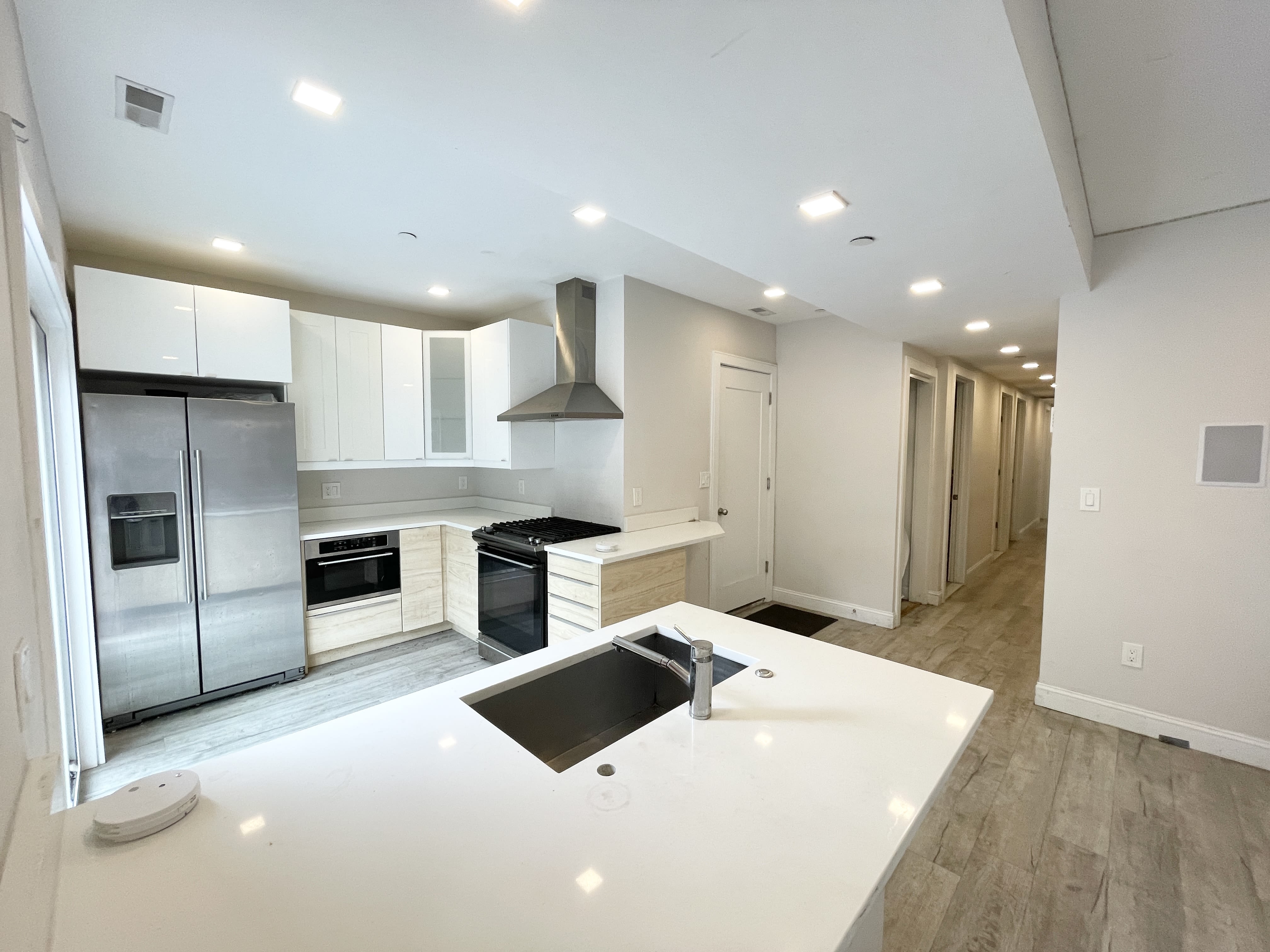 113 Hillside St – photo 3