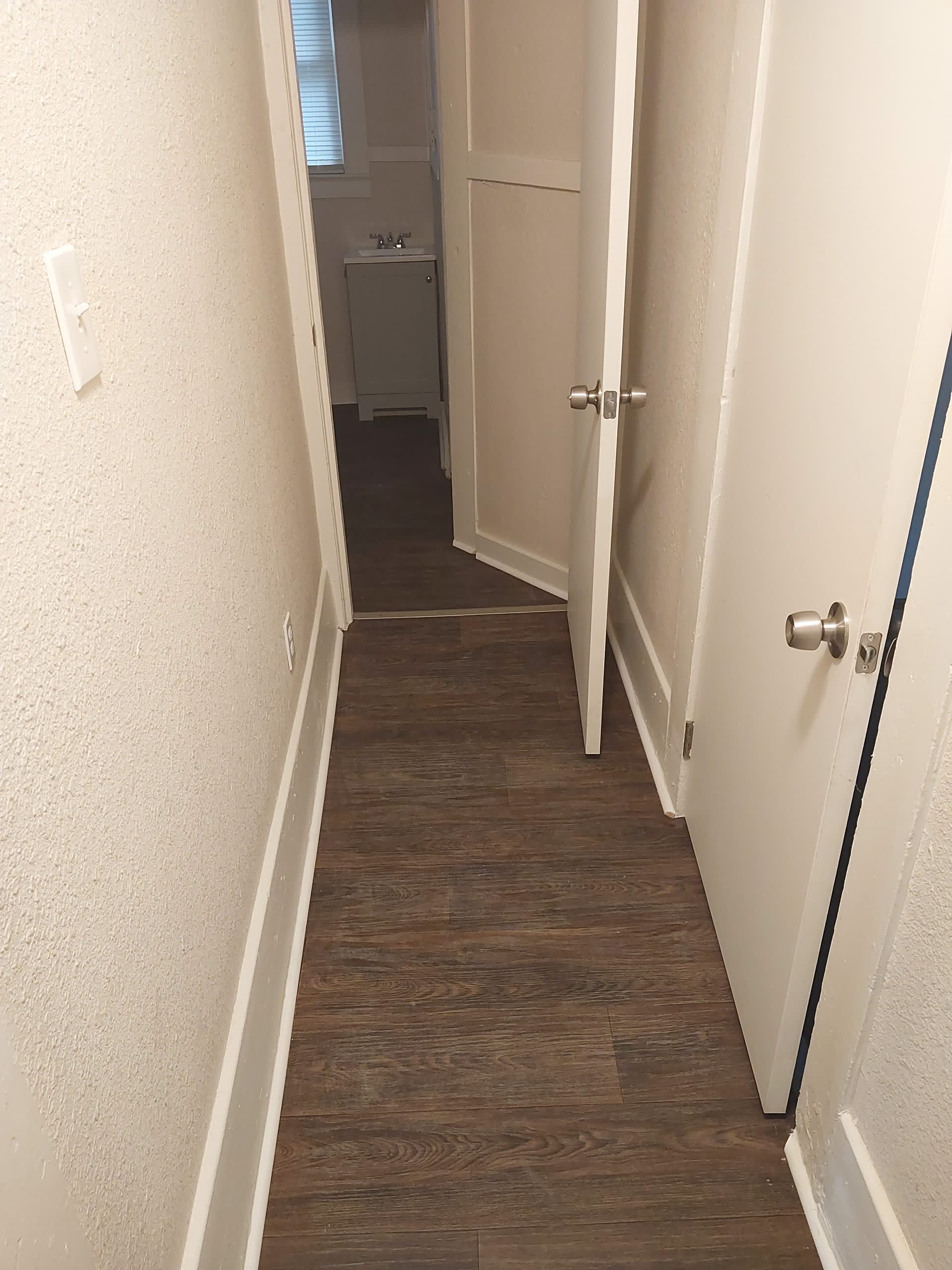 1218 W 11th St. – photo 4