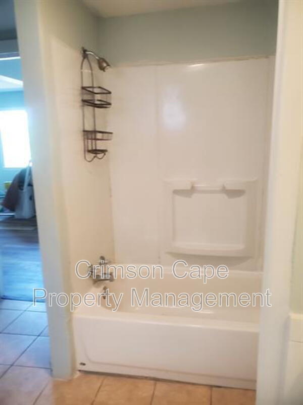 108 Grove St – photo 5