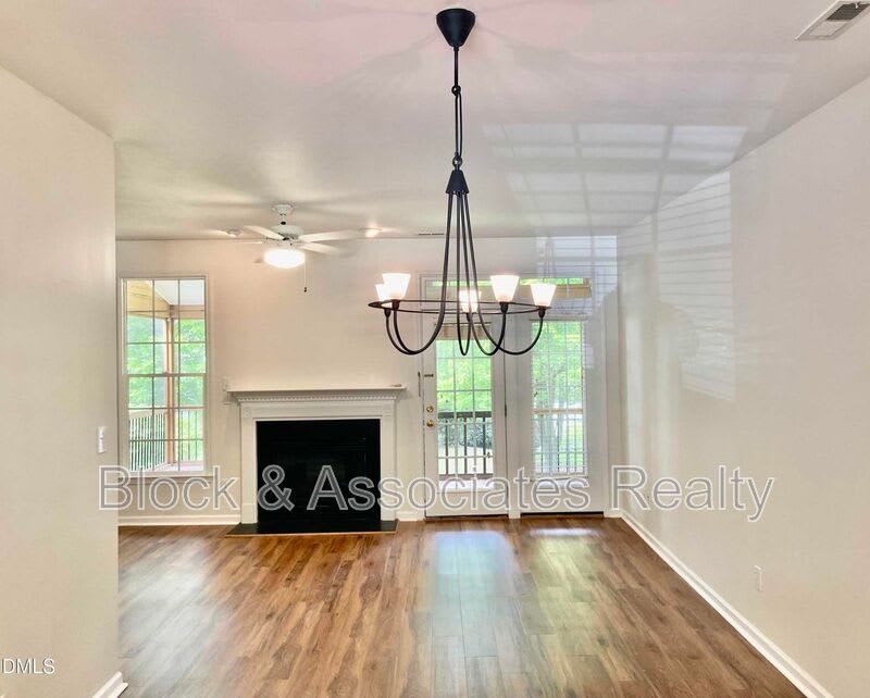 803 Knightsborough Way – photo 5