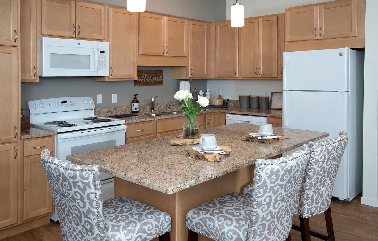 3 Bedroom Home Half Off 1 Month S Rent With An August Or September 2026 Move In – photo 5