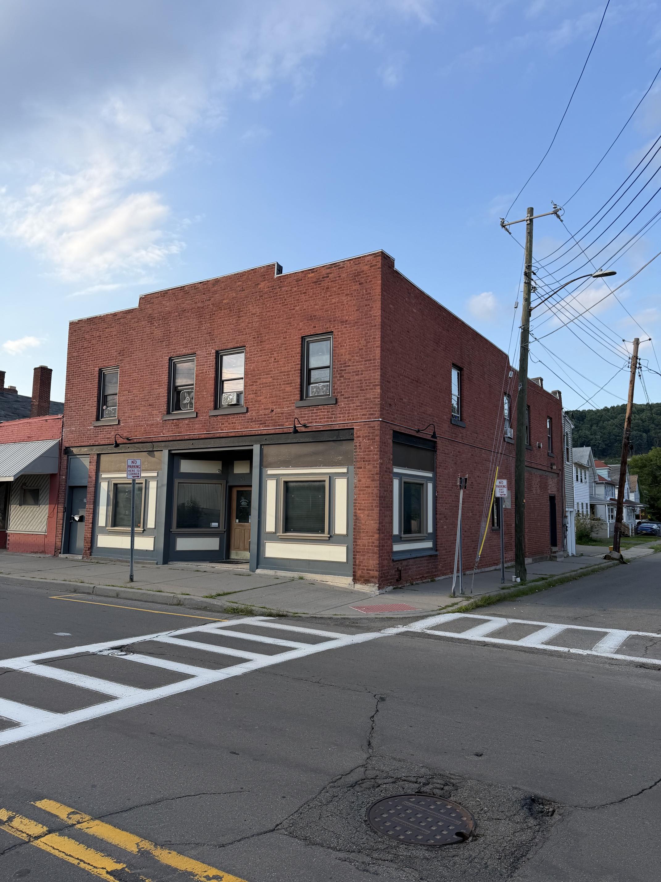 346 Clinton Street – photo 1