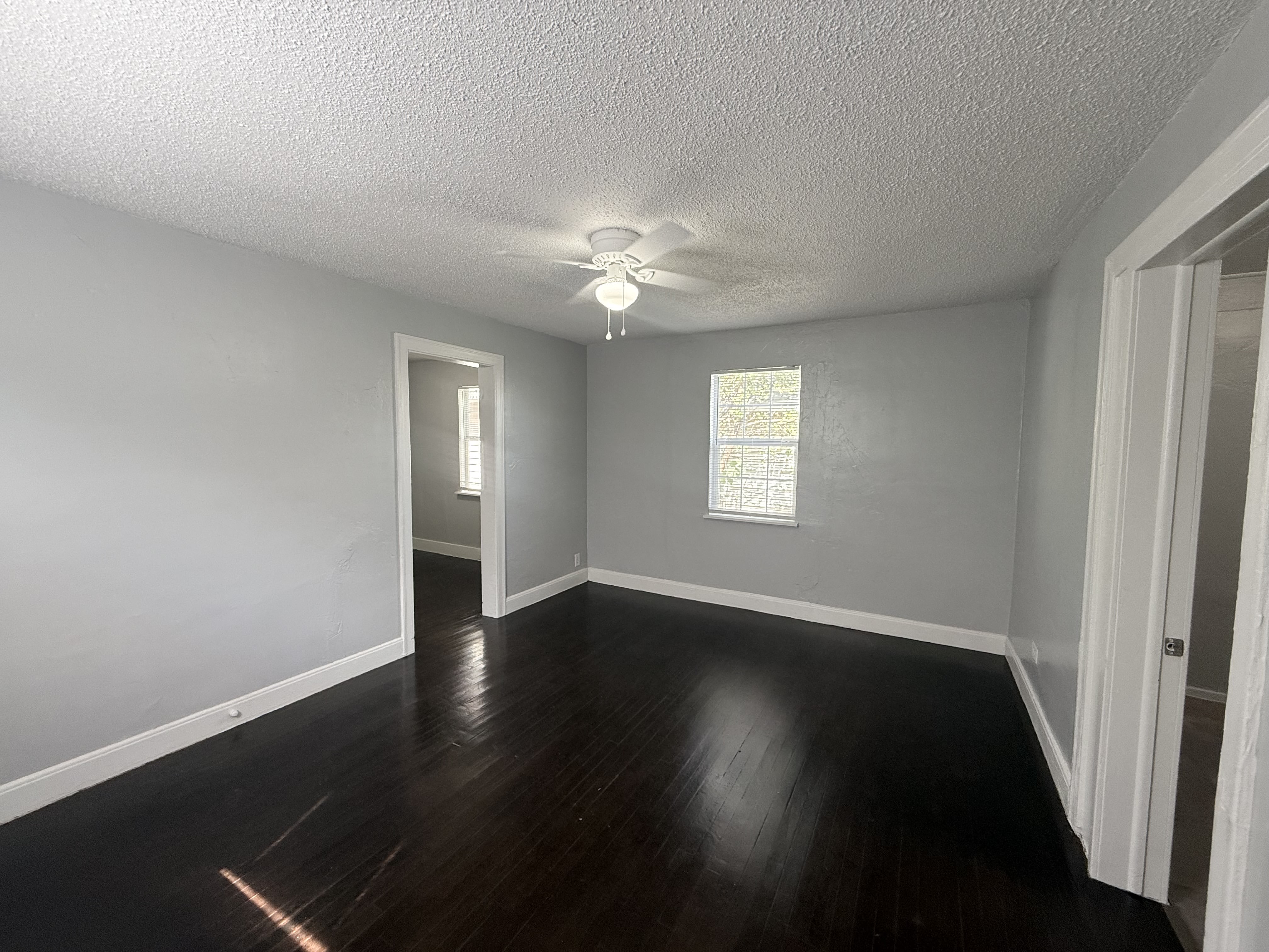 1323 NE 7th St – photo 2