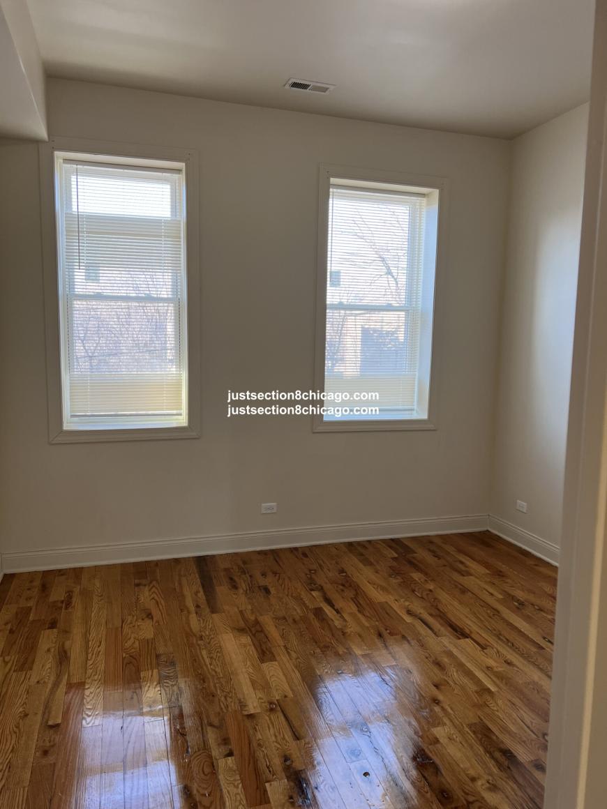 1526 S KEDZIE – photo 3