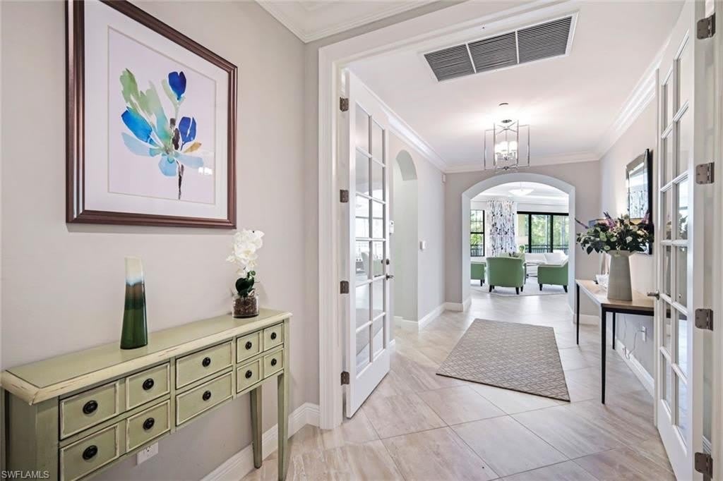 2751 Tiburon Blvd E – photo 1