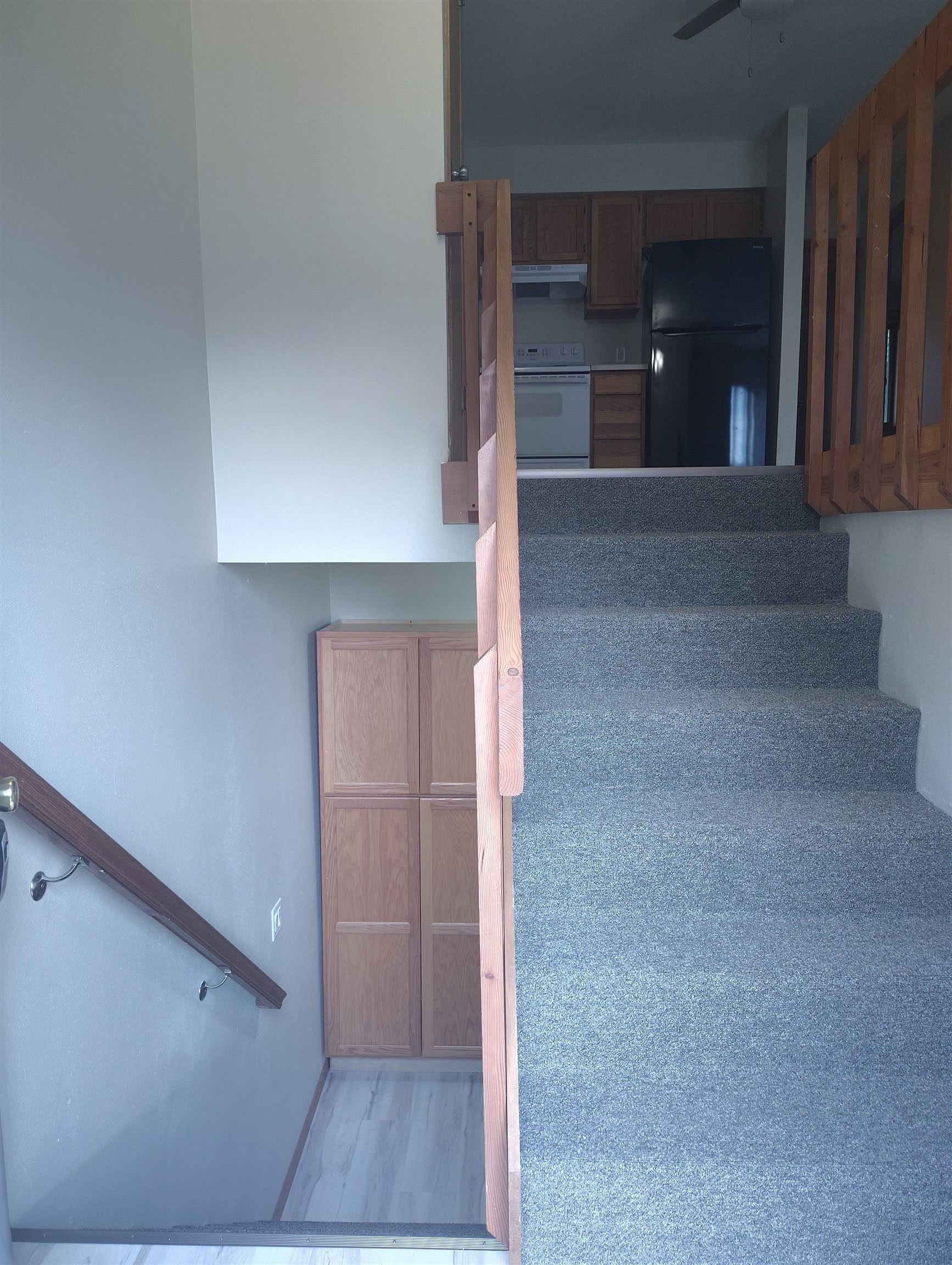 701 Iroquois Court – photo 5