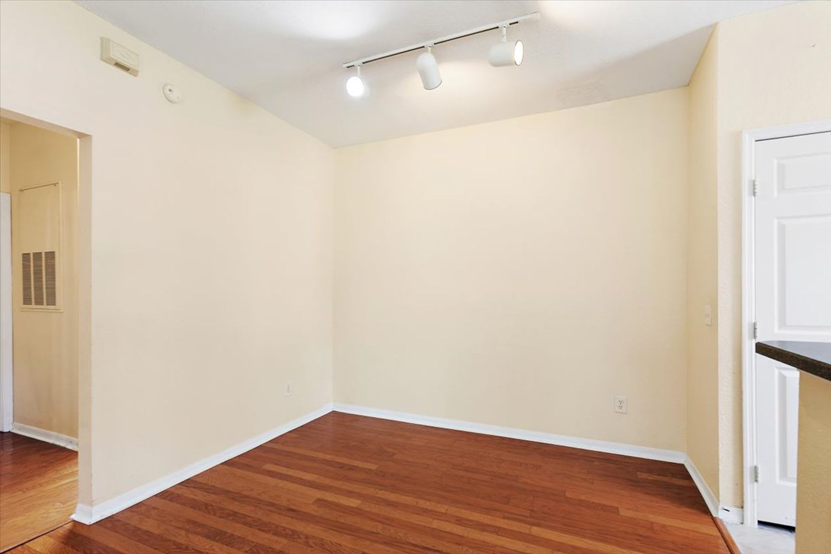 Highly Desired Bishops Court Community Condo – photo 4