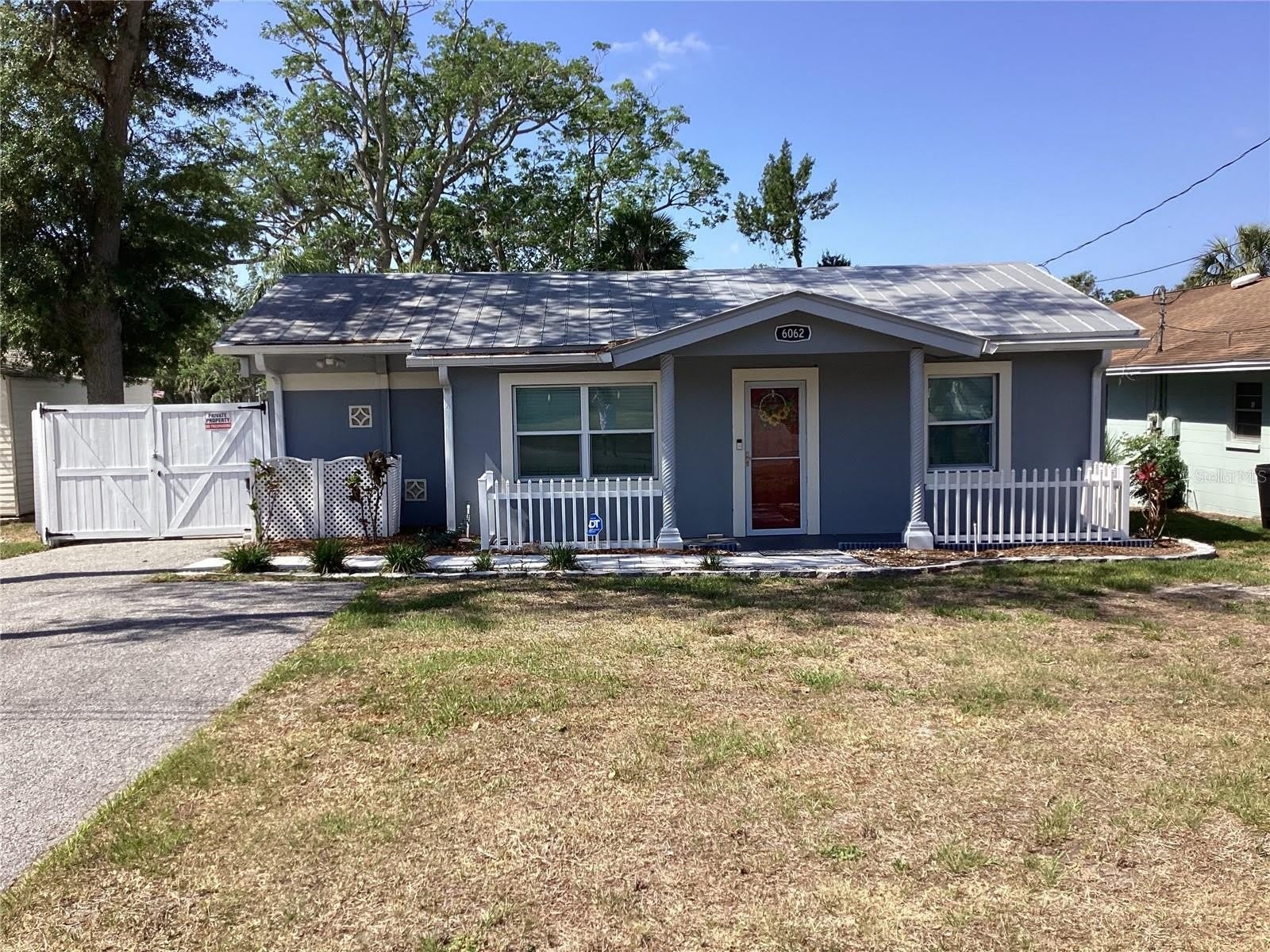 6062 OAK RIDGE Avenue – photo 1