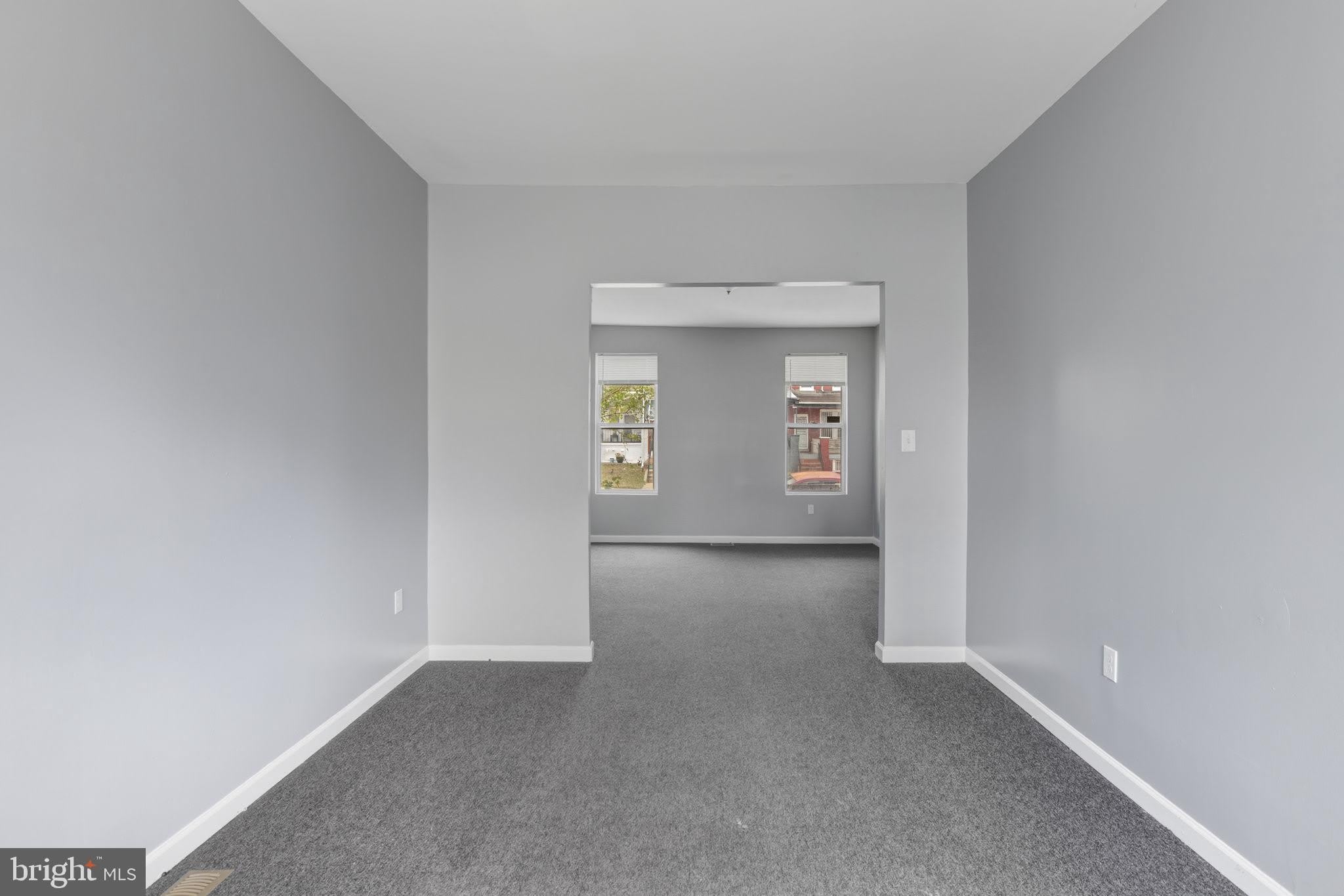 1209 DUKELAND Street – photo 4