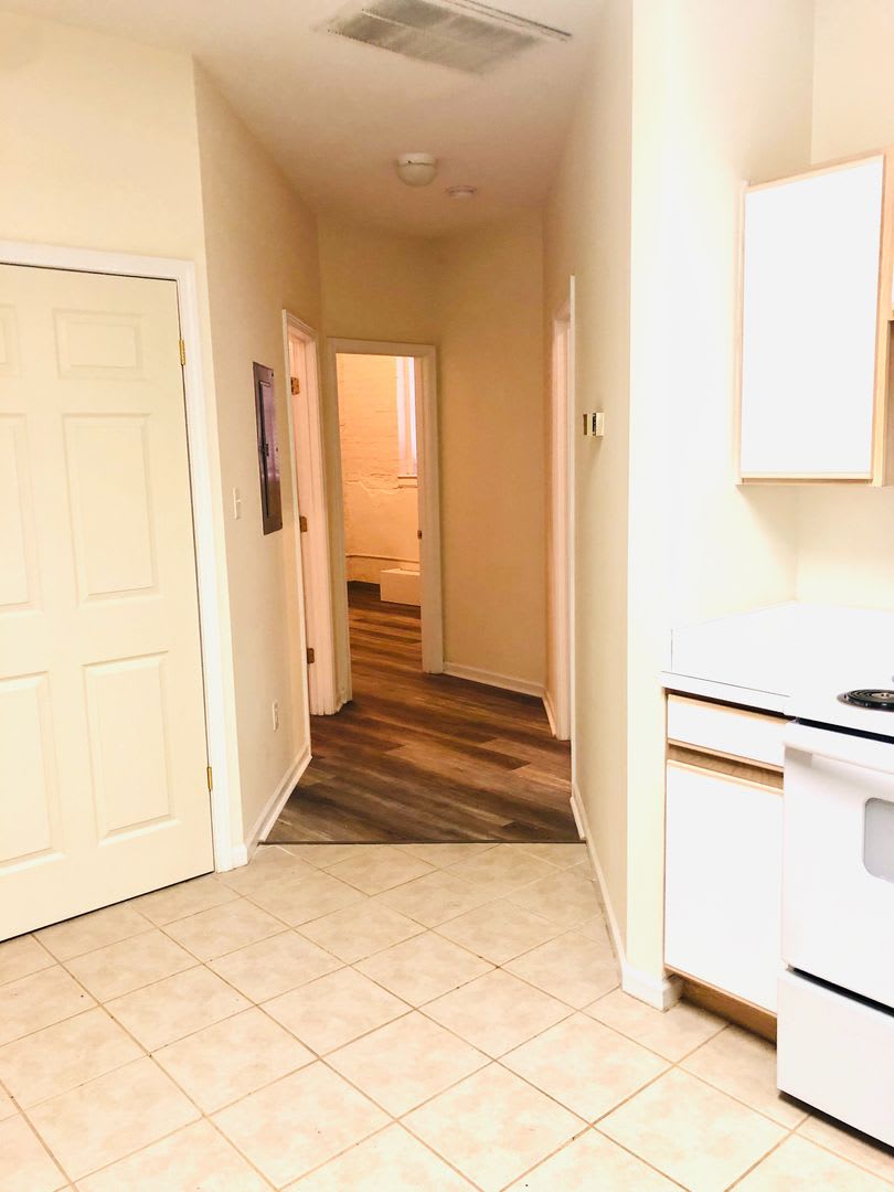 142 02 Gadsden St – photo 2