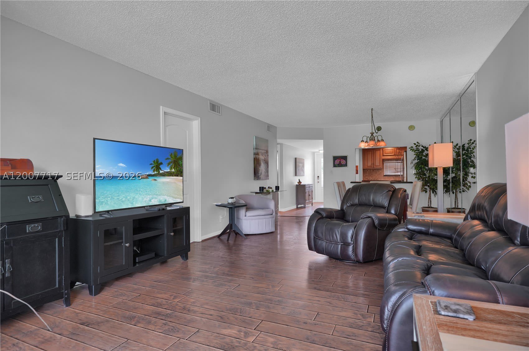 8941 S Hollybrook Blvd – photo 2