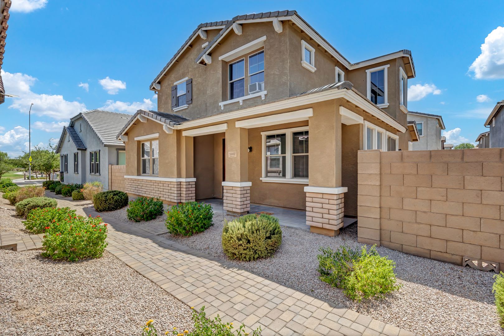 5662 E Butte St – photo 1