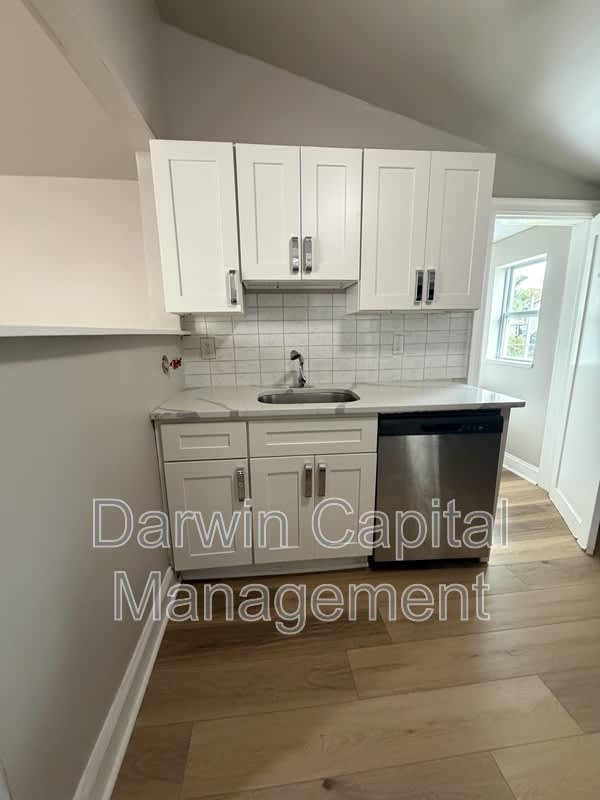 1201 N. Commerce Street – photo 2