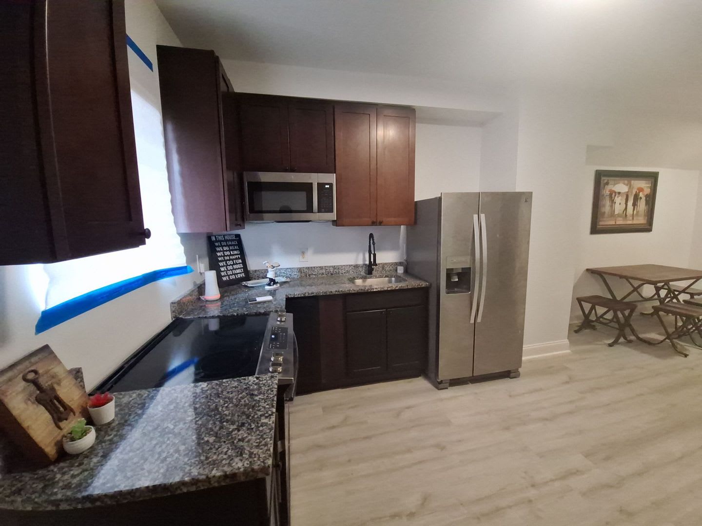 Historic Charm Meets Modern Comfort: 2BR Baltimore Townhouse with Private Yard – photo 5