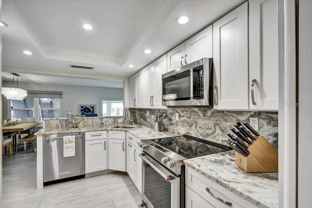 6046 W PEPPERTREE Way – photo 4