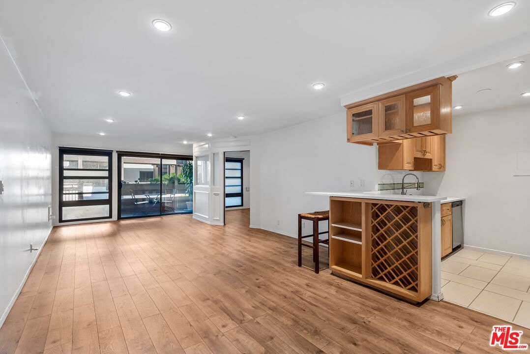 7742 Redlands Street – photo 1
