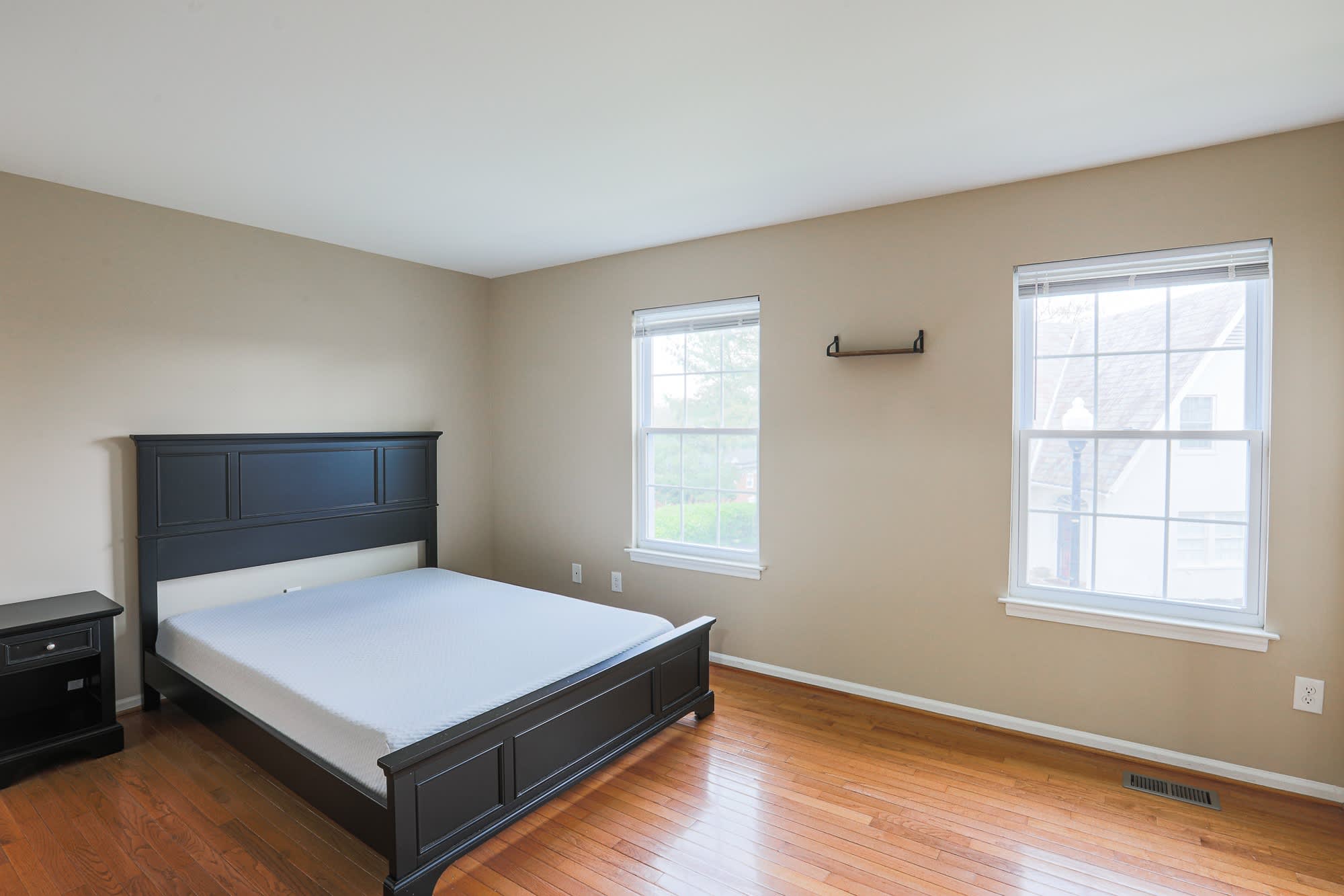 1020 Dartmouth Glen Way – photo 4