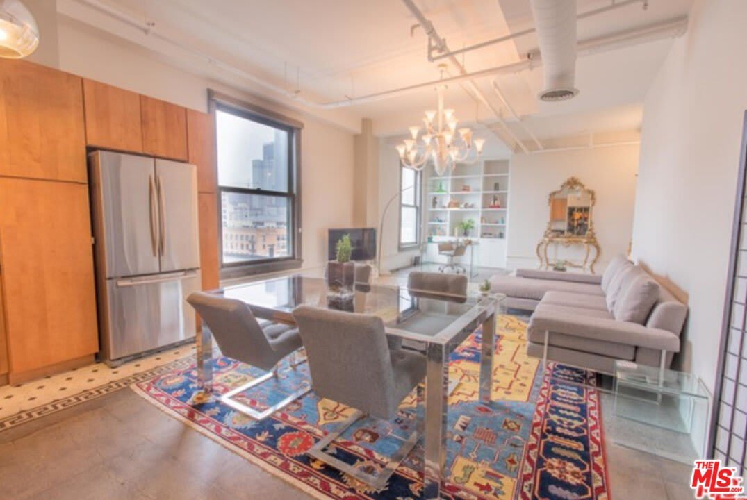 108 W 2nd St – photo 1