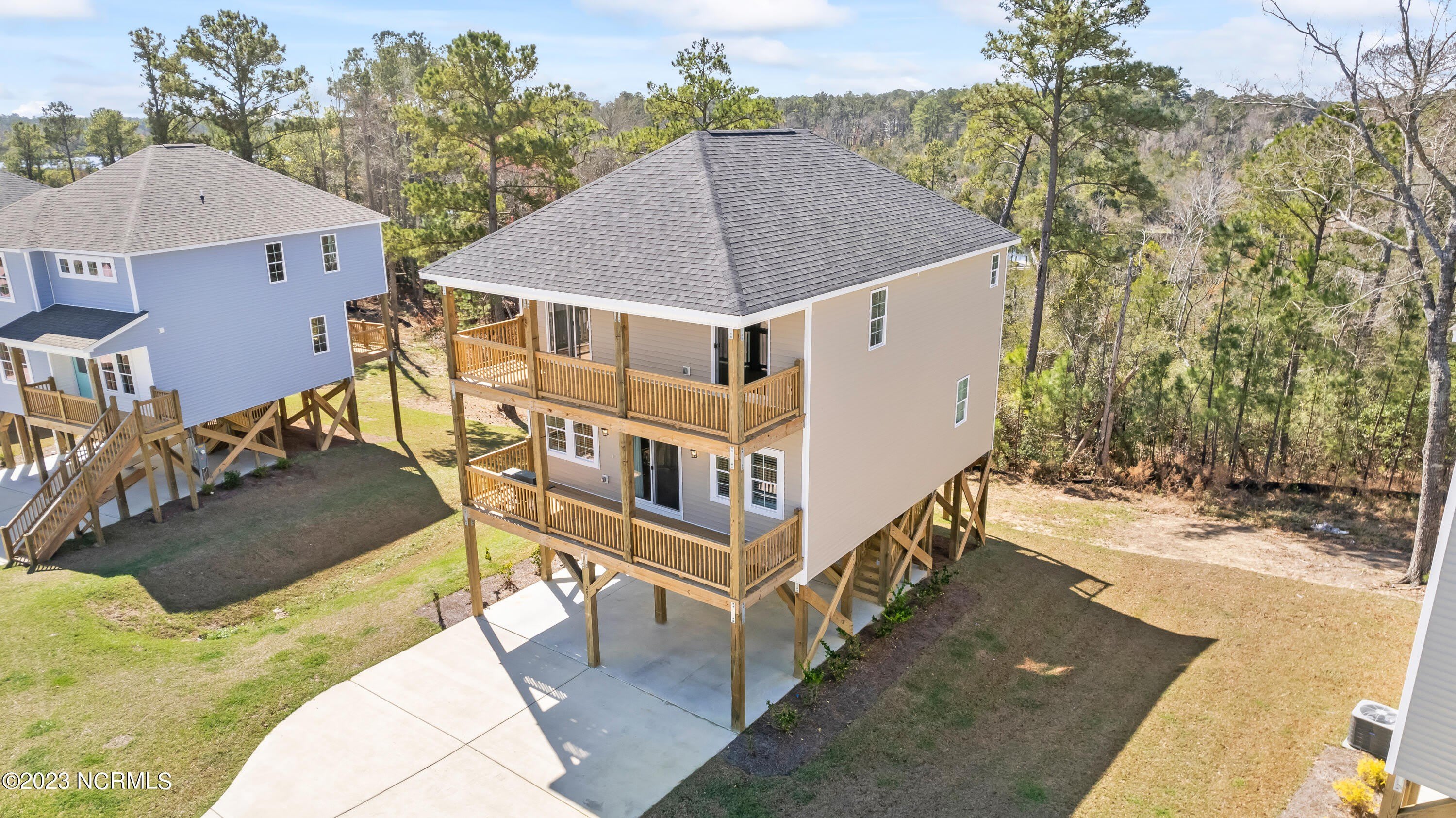 208 Broadleaf Drive – photo 3