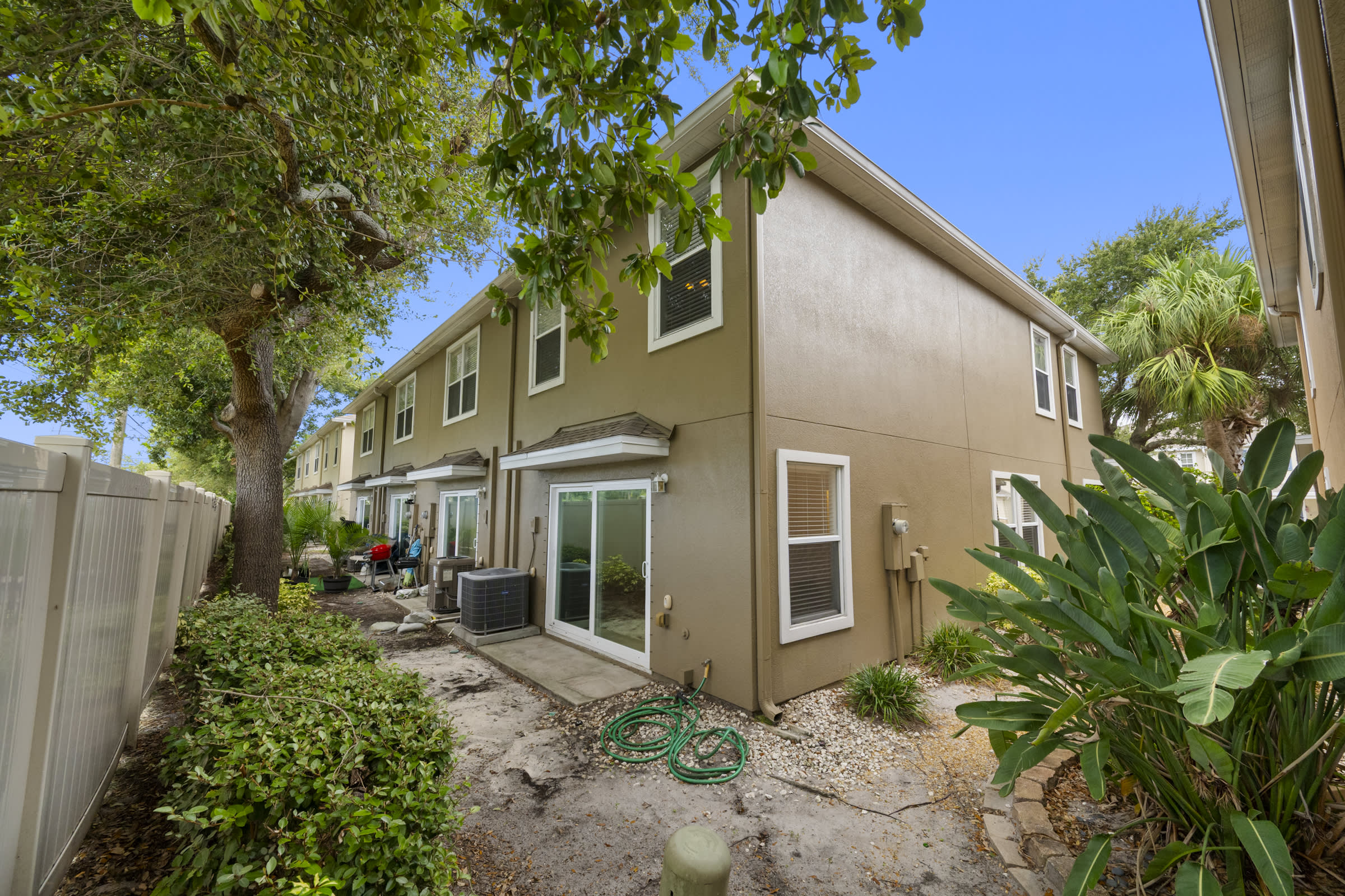 2537 Harn Blvd – photo 5