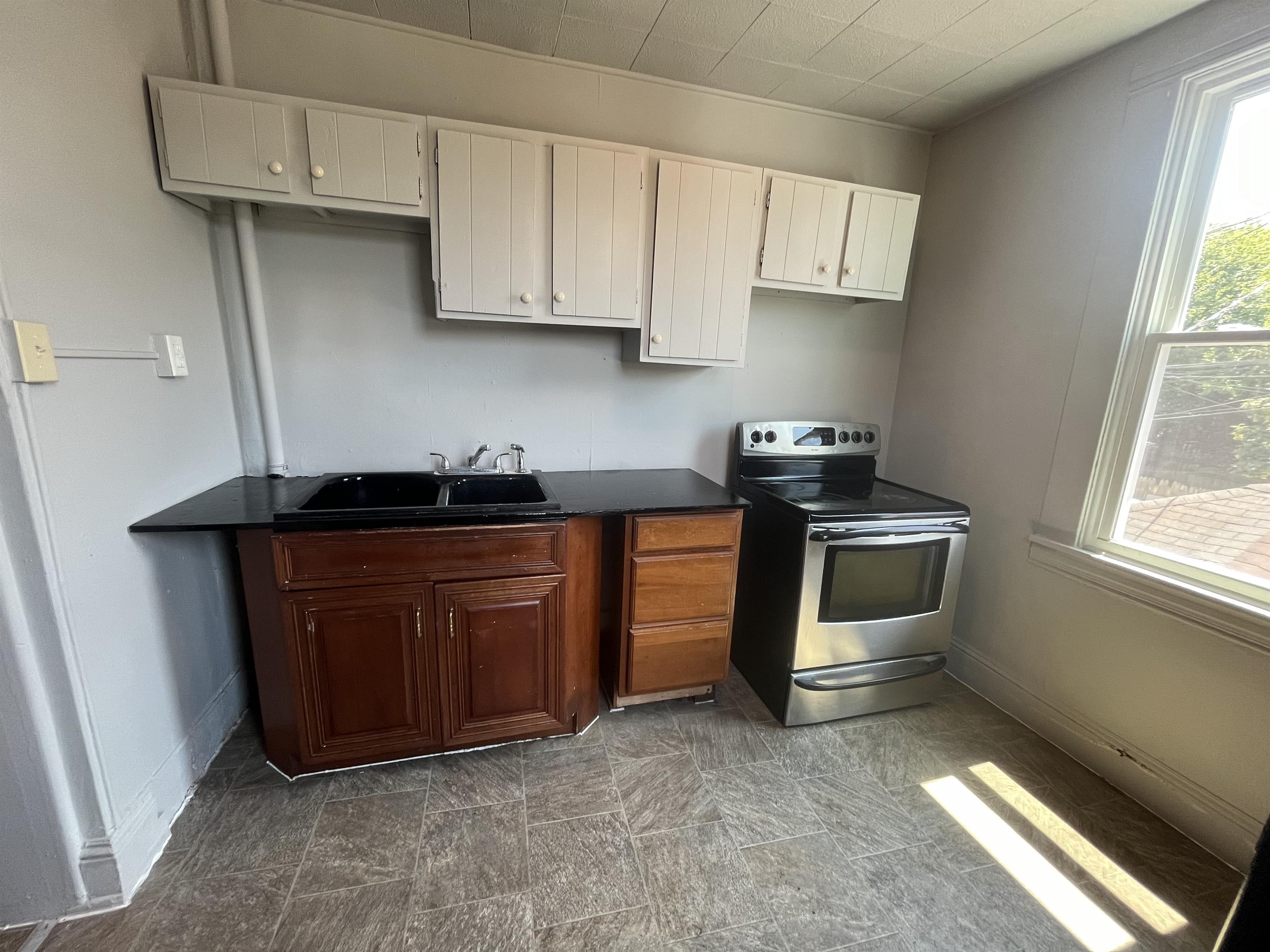 714 West Poplar Street – photo 3
