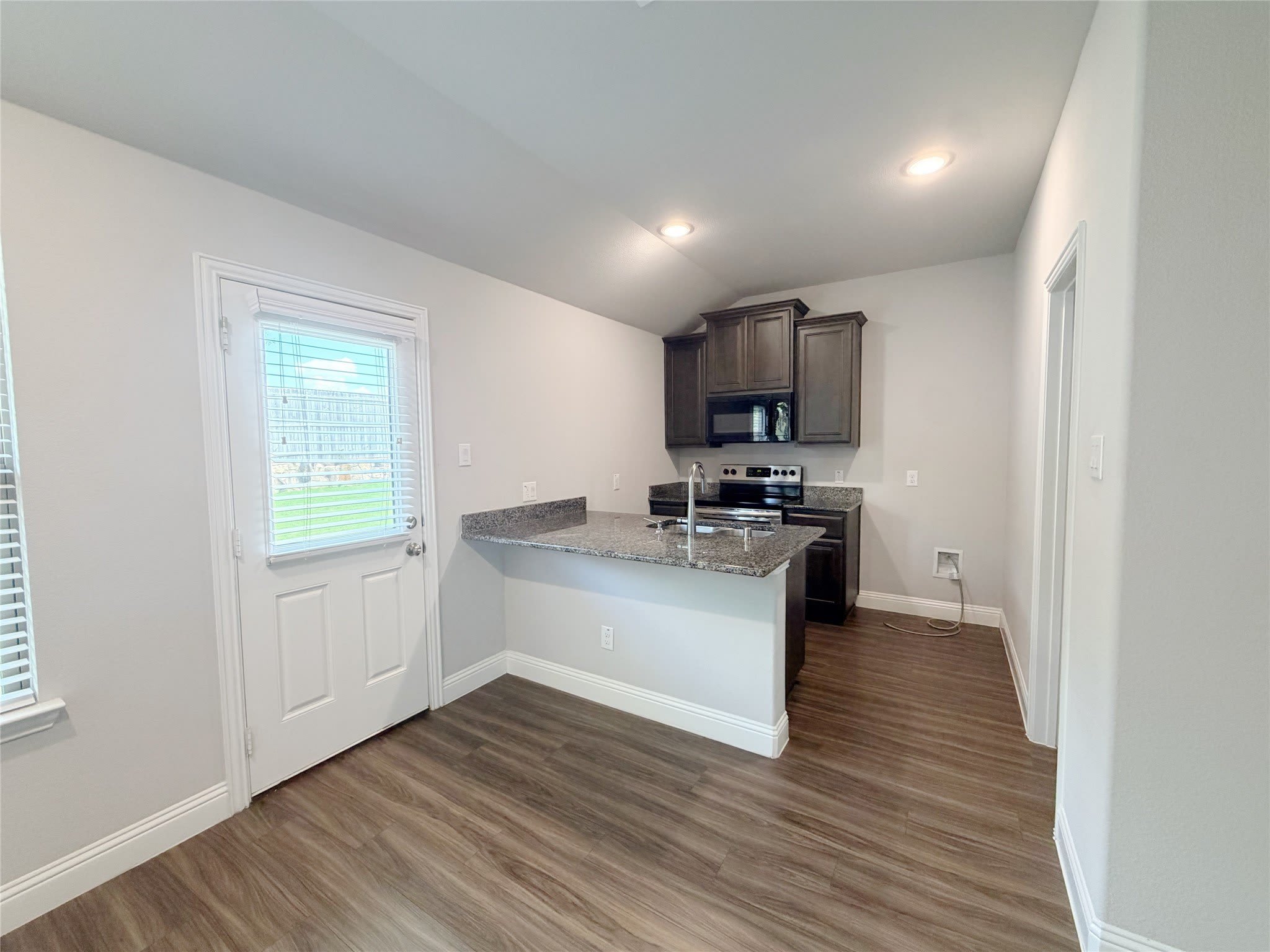 6423 Graceland Drive – photo 5