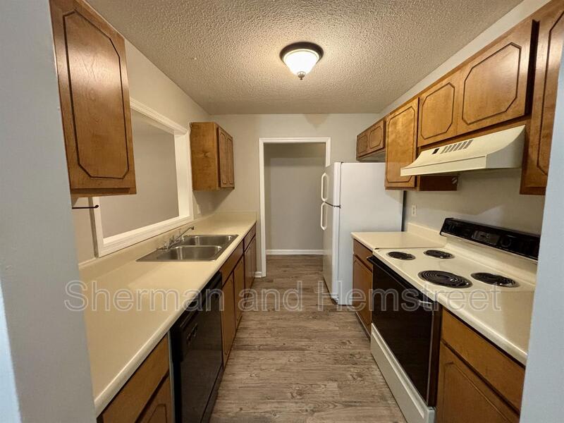 406 Commons Dr – photo 3