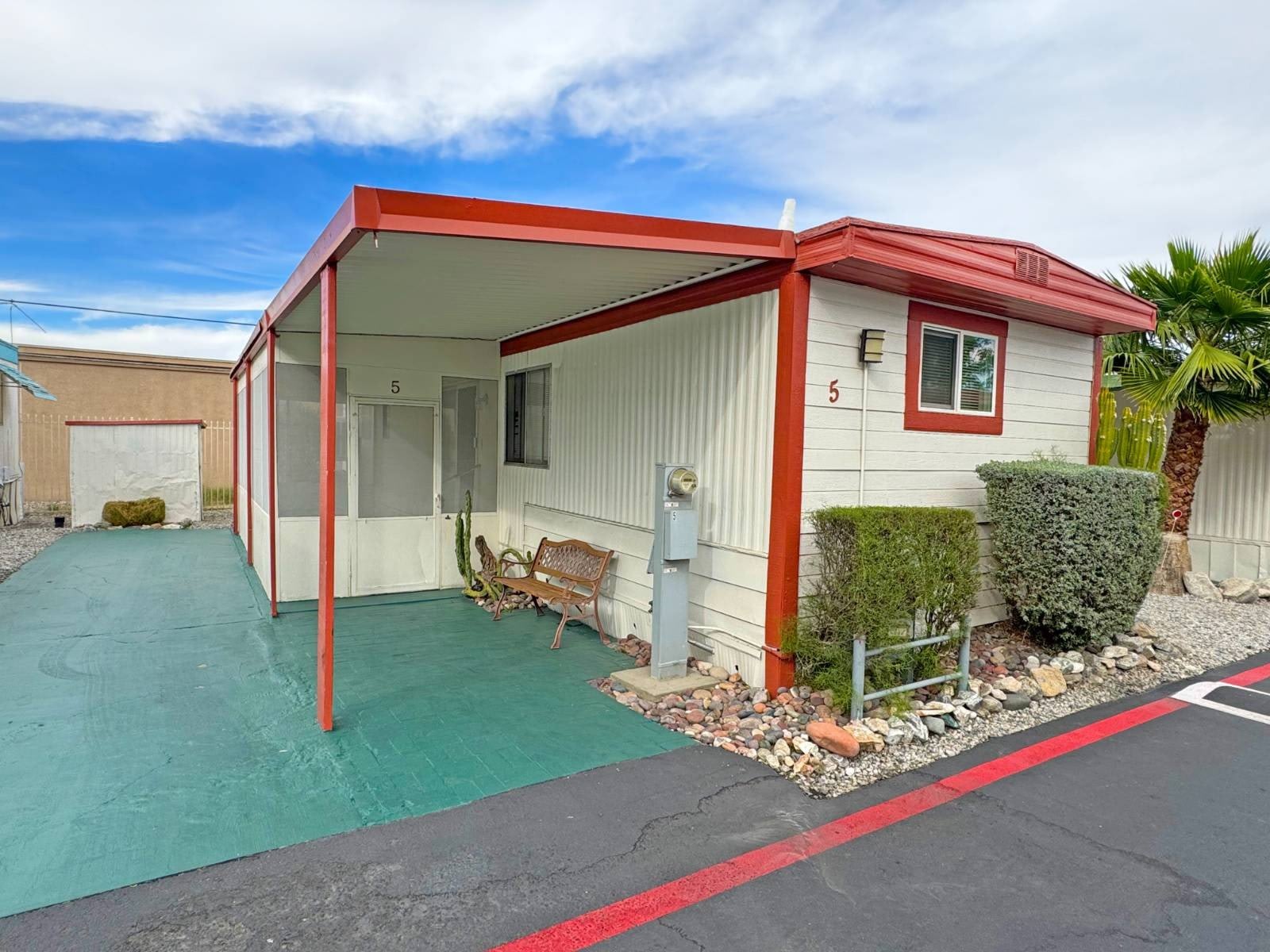 70210 Highway 111 – photo 1