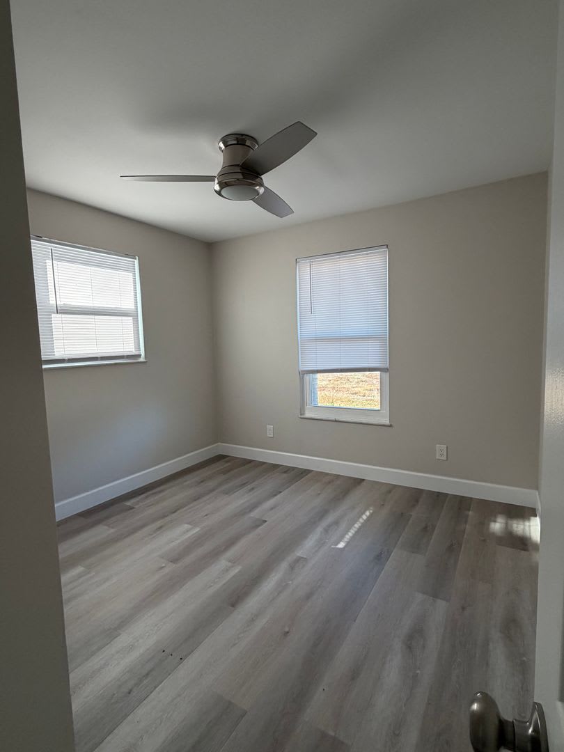 1206 SW 8th Street – photo 3