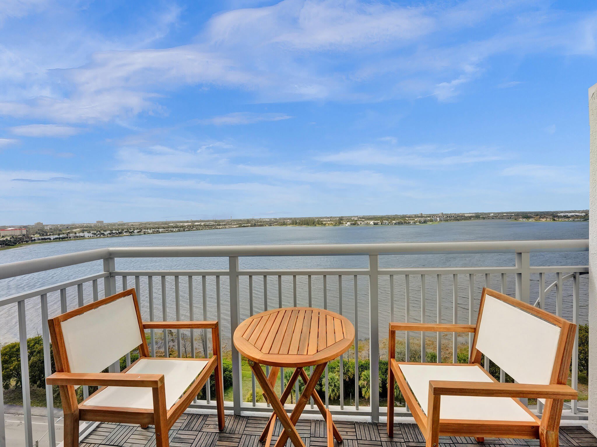 300 S Australian Avenue – photo 4